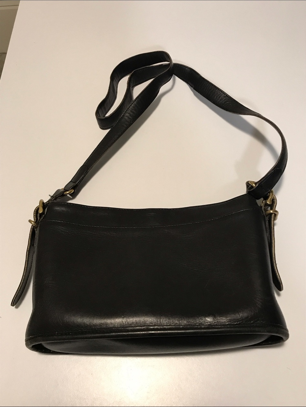 Vintage leather COACH purse shoulder bag - black